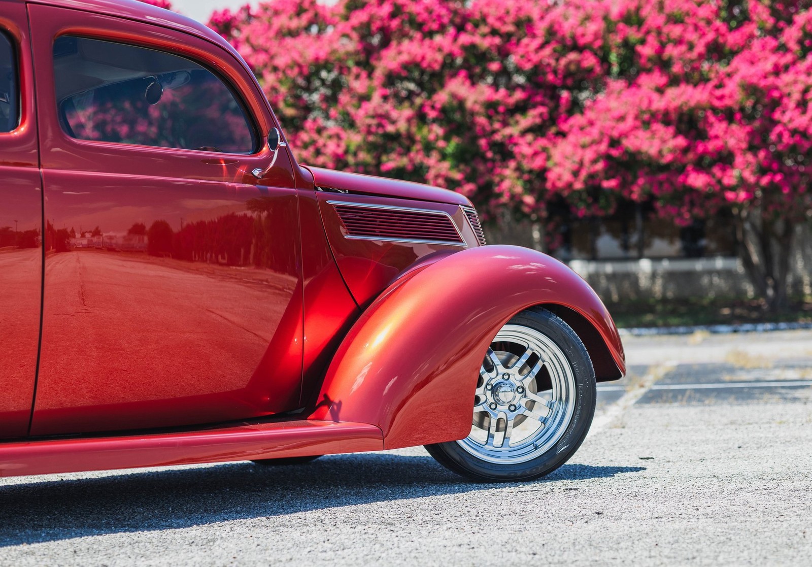 Ford-Custom-Slantback-1937-2D-Coupe-10