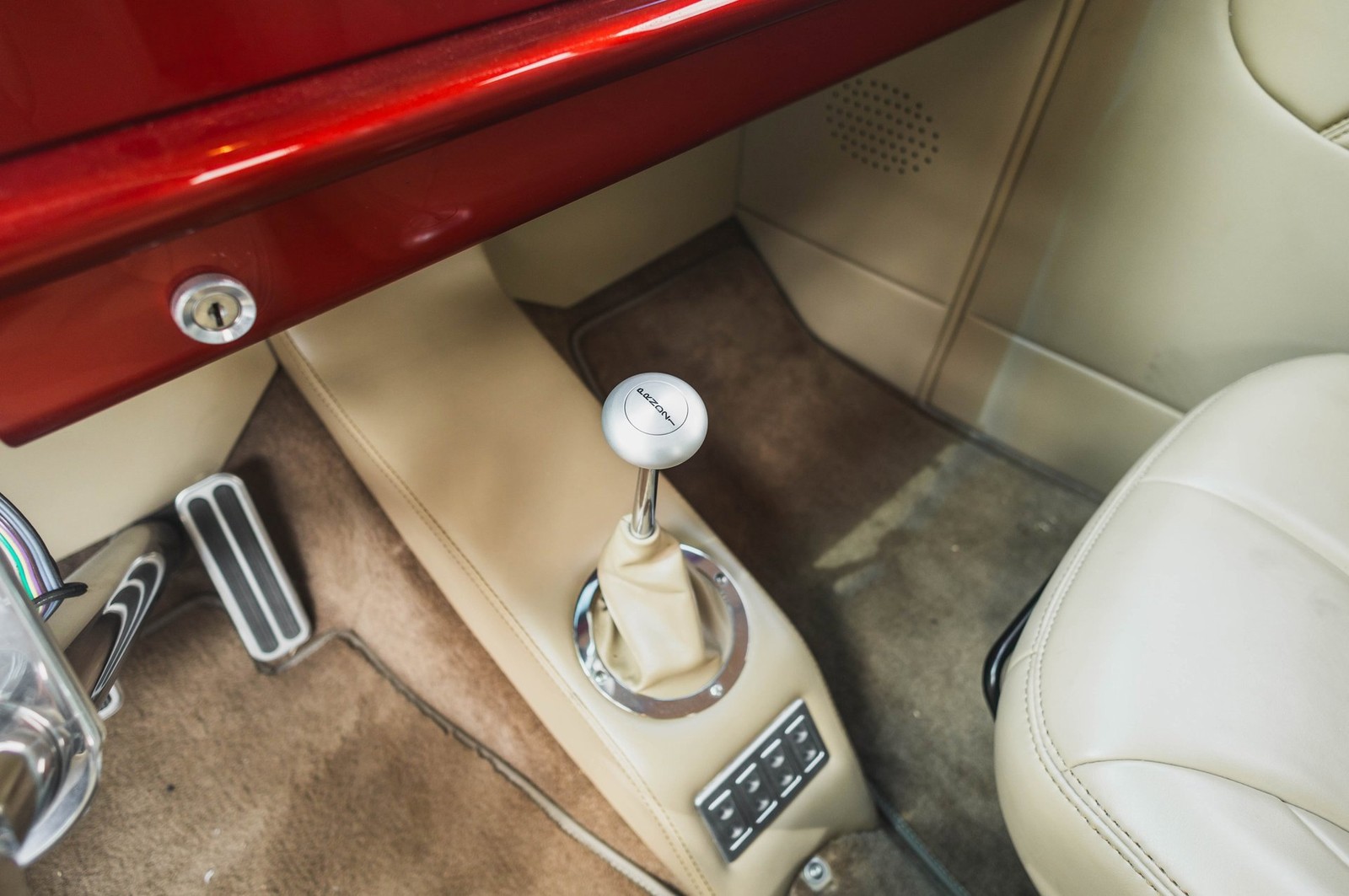 Ford-Custom-Slantback-1937-2D-Coupe-24