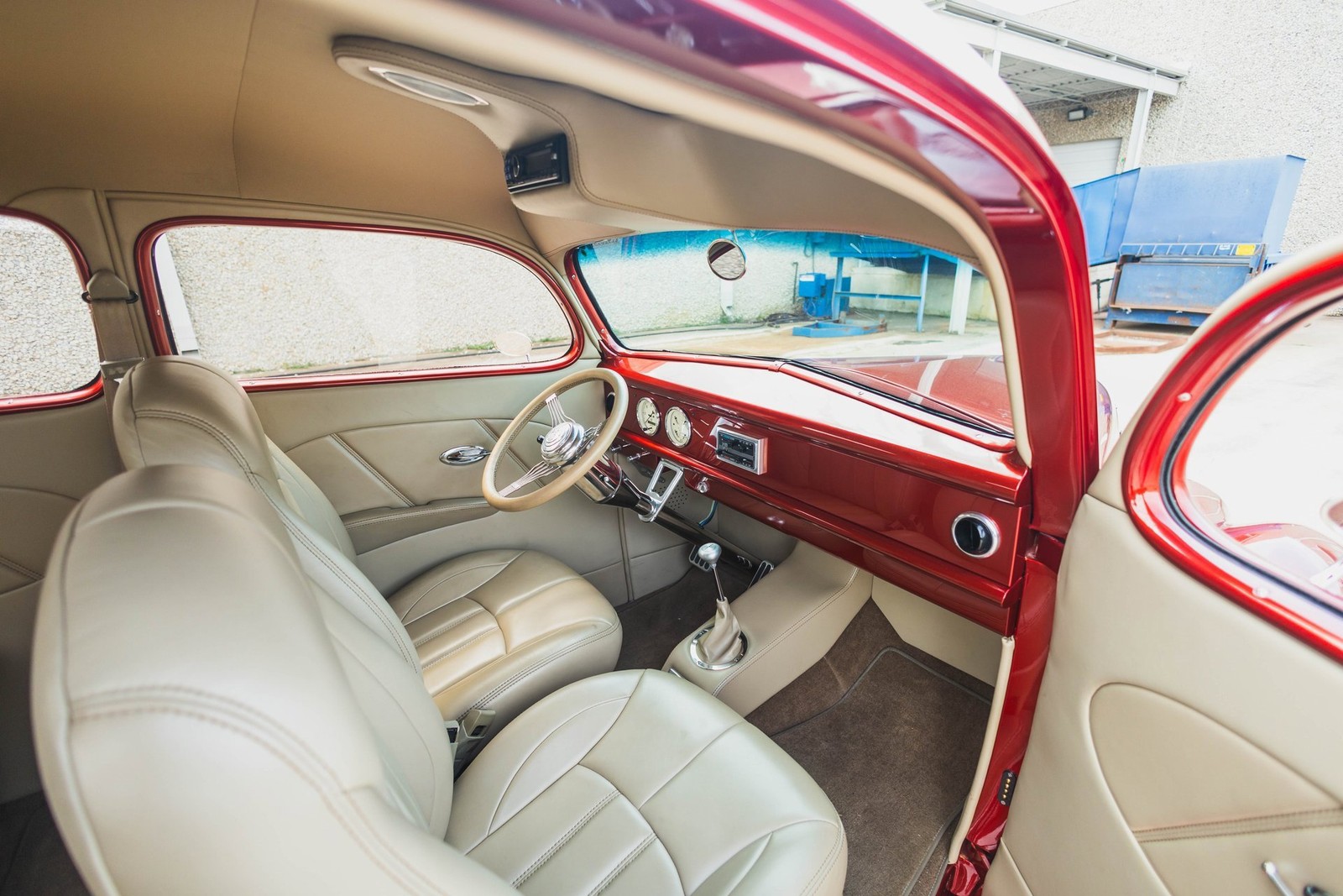 Ford-Custom-Slantback-1937-2D-Coupe-33