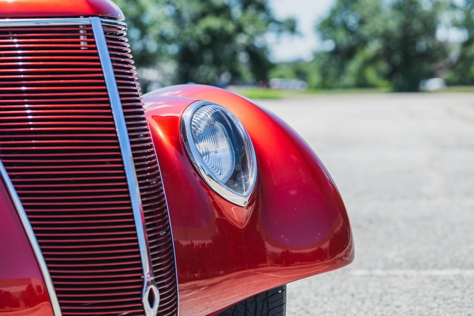 Ford-Custom-Slantback-1937-2D-Coupe-4