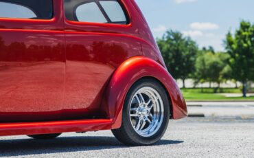 Ford-Custom-Slantback-1937-2D-Coupe-7