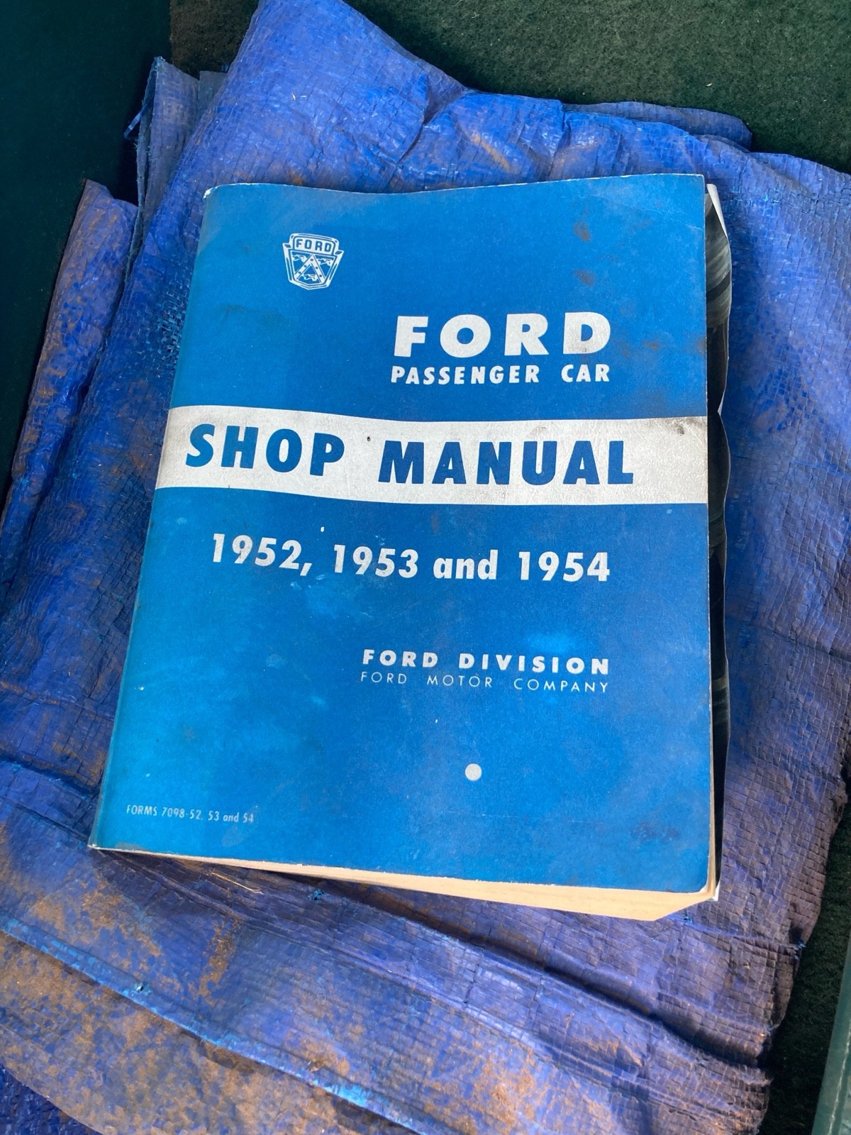 Ford-Customline-1953-24