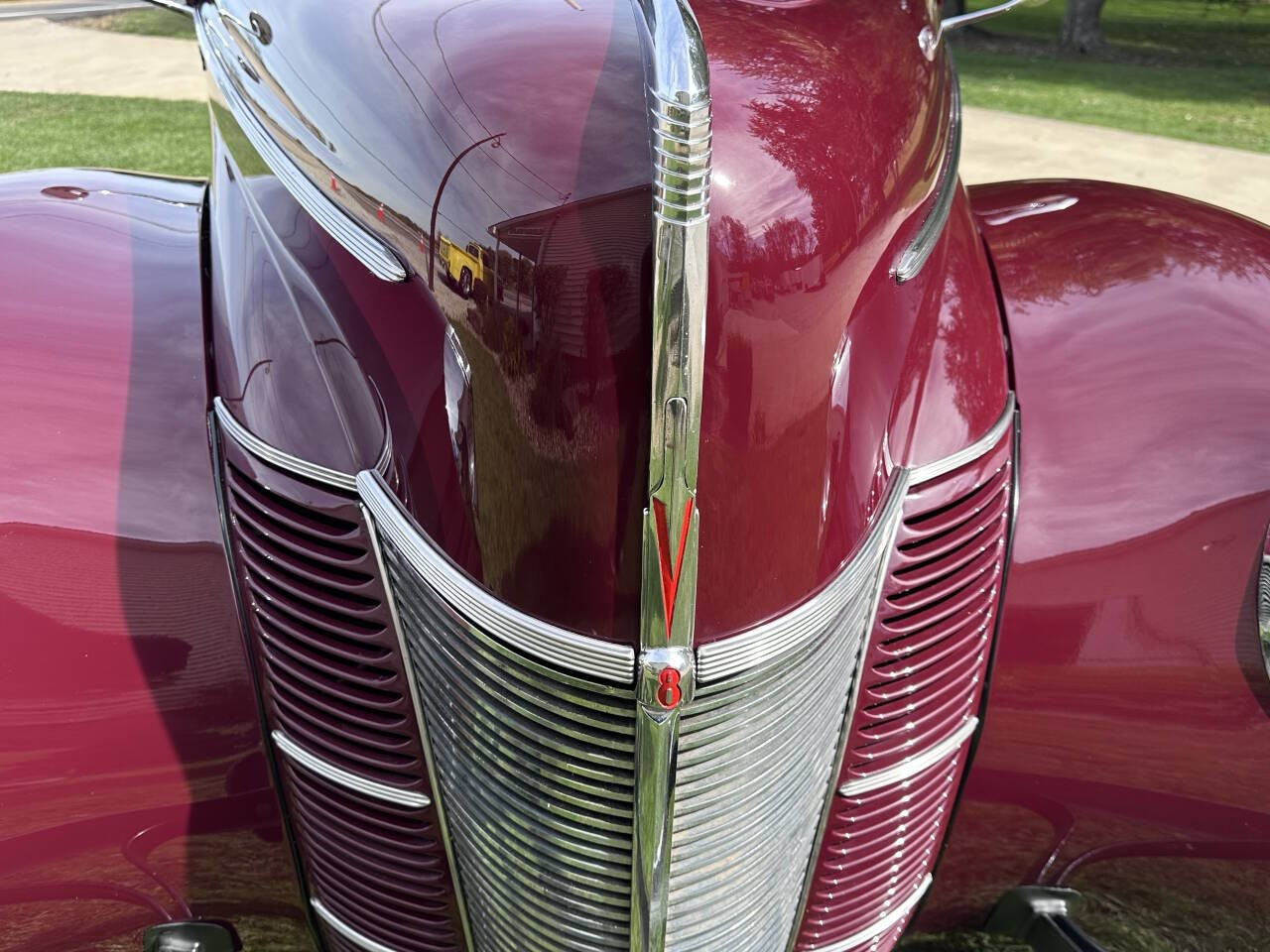 Ford-Deluxe-1940-Coupe-21