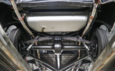 Ford-Deluxe-1940-Coupe-24