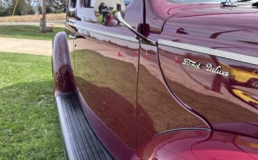 Ford-Deluxe-1940-Coupe-26