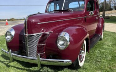 Ford-Deluxe-1940-Coupe-3