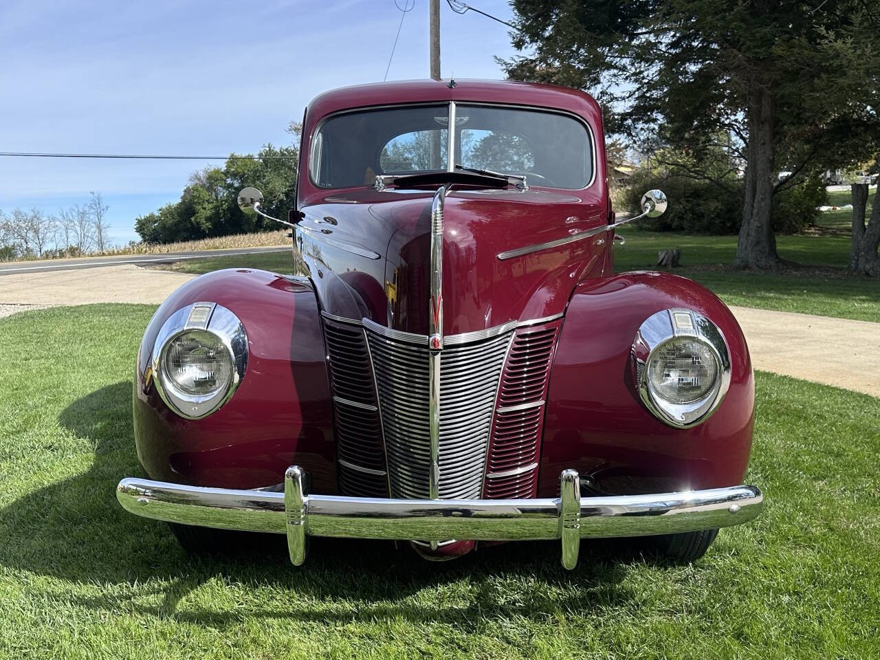 Ford-Deluxe-1940-Coupe-6