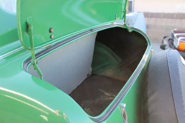 Ford-Deluxe-Tudor-1936-Coupe-36