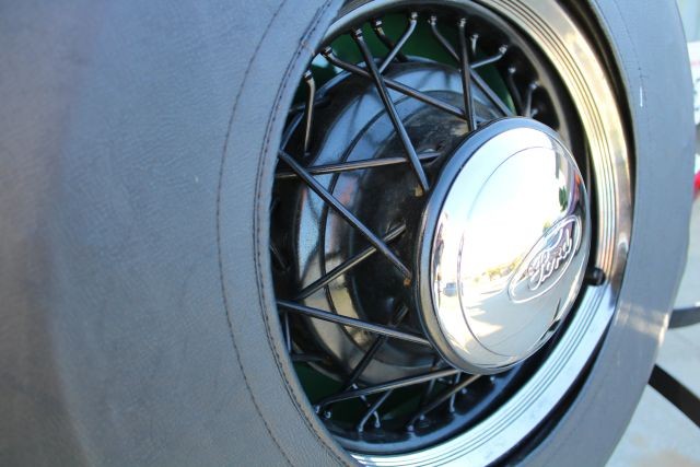 Ford-Deluxe-Tudor-1936-Coupe-37