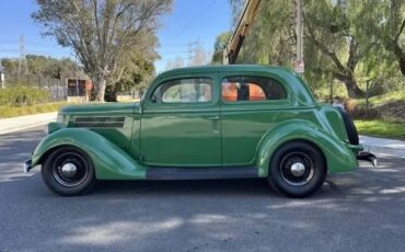 Ford-Deluxe-Tudor-1936-Coupe-4