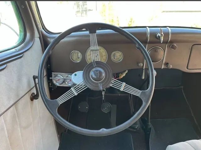 Ford-Deluxe-Tudor-1936-Coupe-8