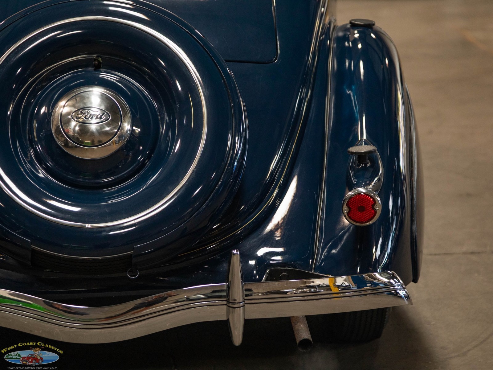 Ford-Deluxe-V8-2-Passenger-Cabriolet-1936-2-Door-Convertible-20