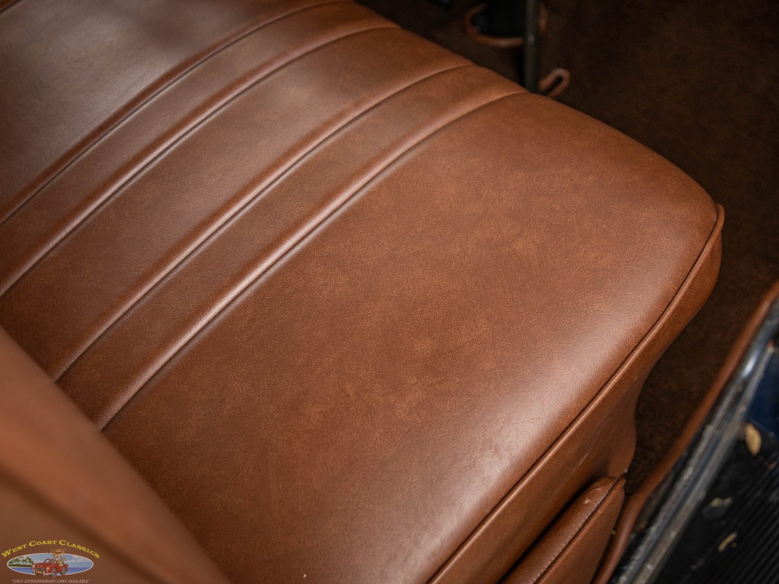 Ford-Deluxe-V8-2-Passenger-Cabriolet-1936-2-Door-Convertible-39