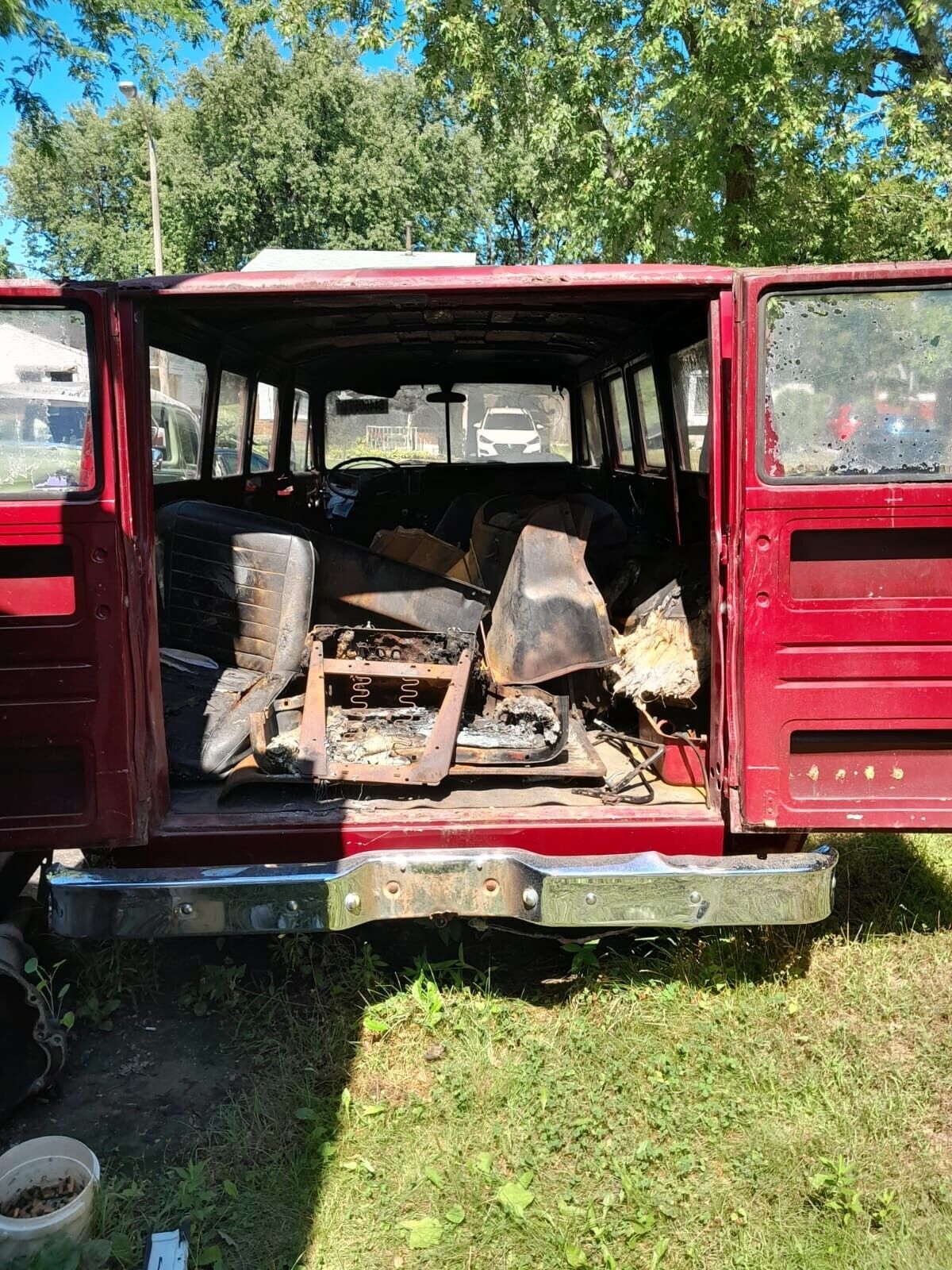 Ford-E-Series-Van-1966-8