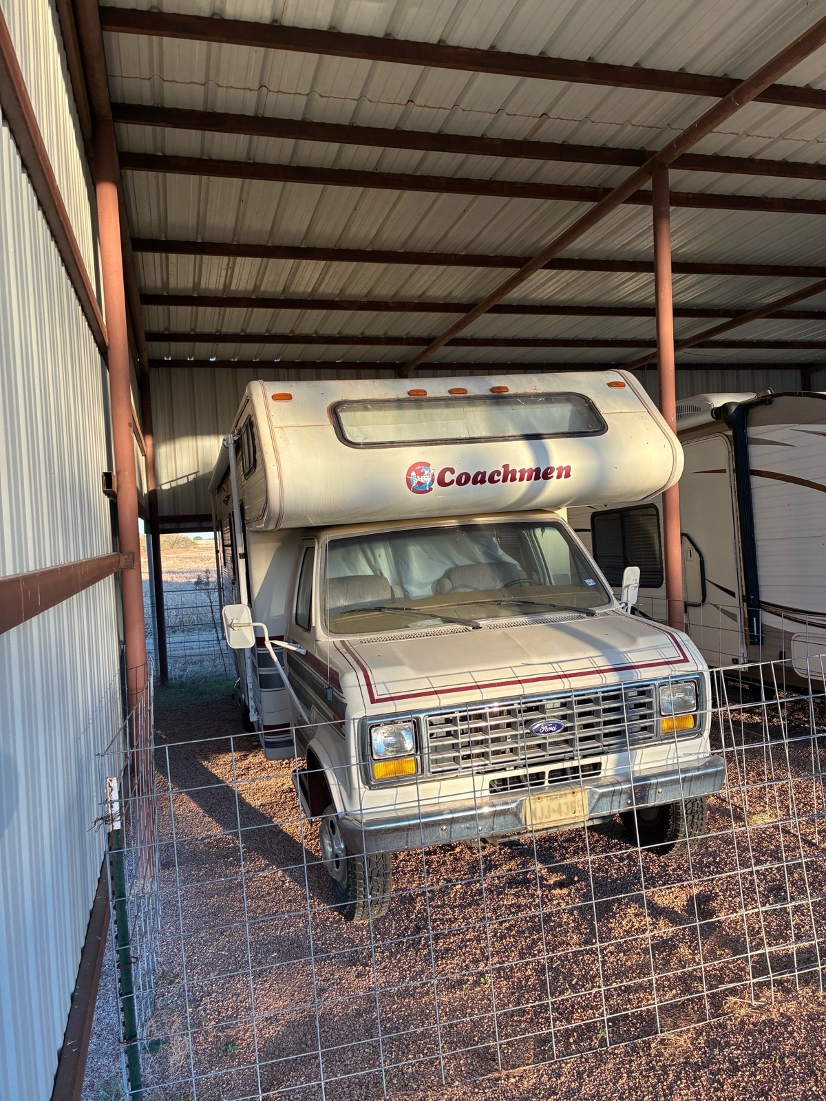 Ford-E-Series-Van-1988-1