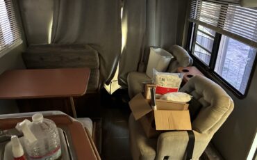 Ford-E-Series-Van-1988-12