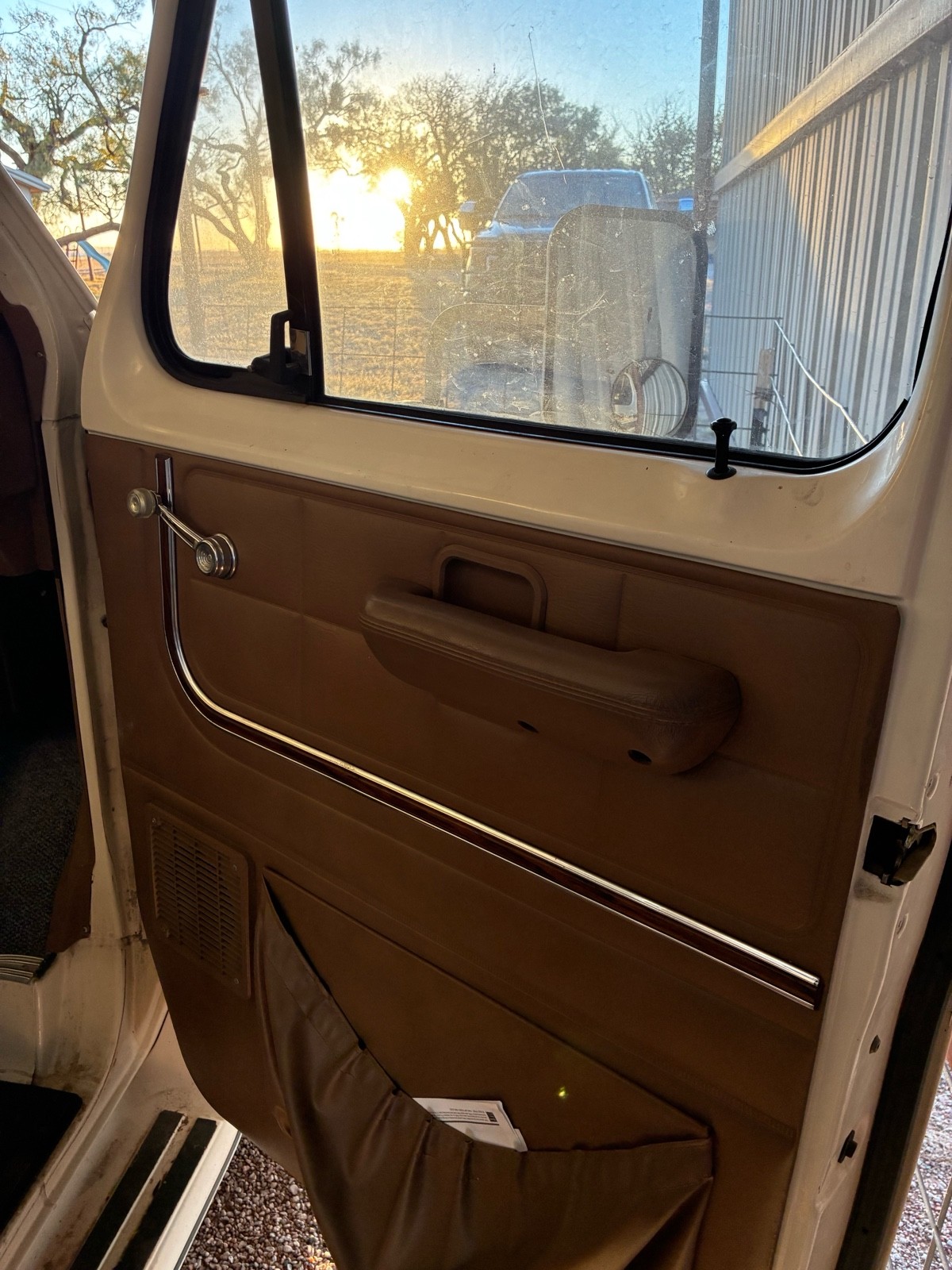 Ford-E-Series-Van-1988-17