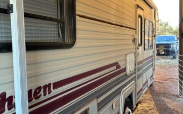 Ford-E-Series-Van-1988-4