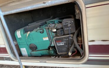 Ford-E-Series-Van-1988-7