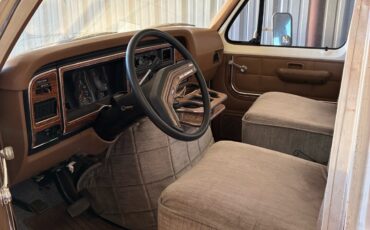 Ford-E-Series-Van-1988-8