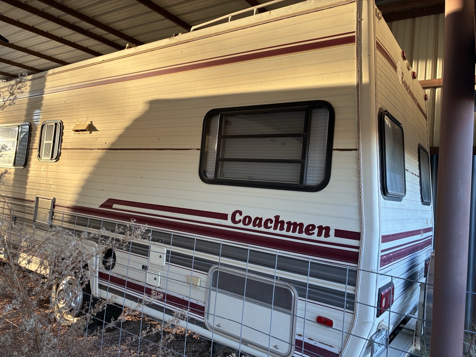 Ford-E-Series-Van-1988-9