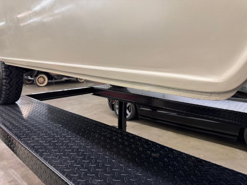 Ford-Econoline-1963-Pure-White-Brown-17