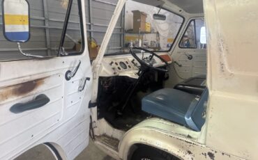 Ford-Econoline-1965-16