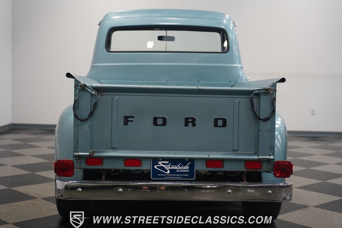 Ford-F-100-1953-Pickup-Truck-13