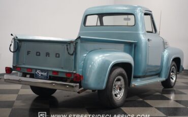 Ford-F-100-1953-Pickup-Truck-14