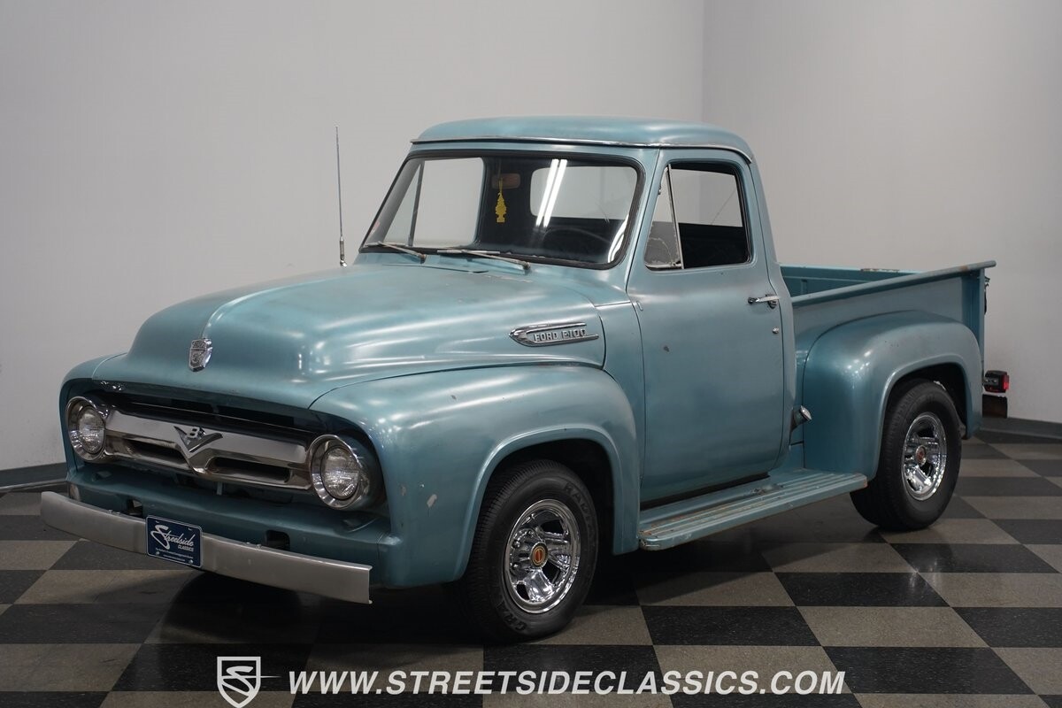 Ford-F-100-1953-Pickup-Truck-22