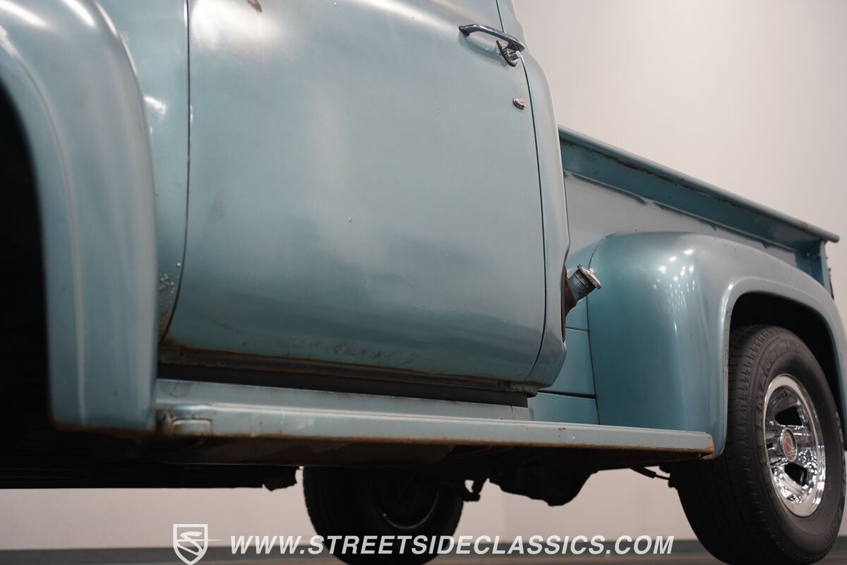 Ford-F-100-1953-Pickup-Truck-23