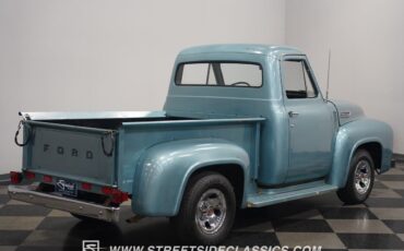 Ford-F-100-1953-Pickup-Truck-28