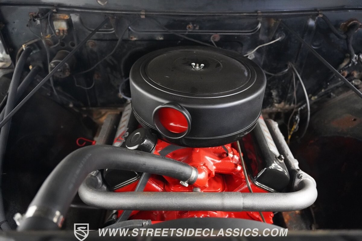 Ford-F-100-1953-Pickup-Truck-36