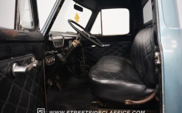 Ford-F-100-1953-Pickup-Truck-4