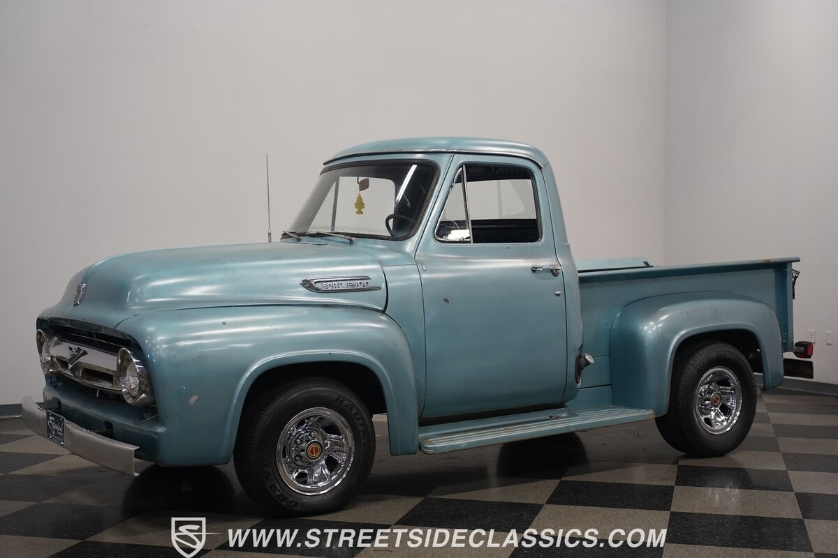 Ford-F-100-1953-Pickup-Truck-8