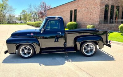 Ford F-100 1955 Pickup Truck
