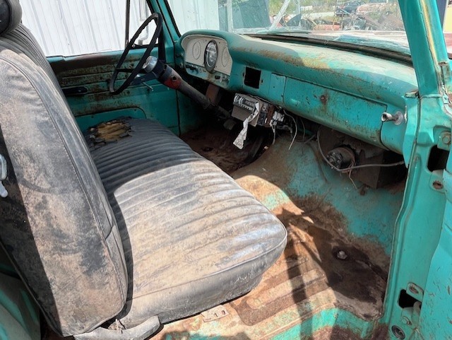 Ford-F-100-1963-Standard-Cab-Pickup-13