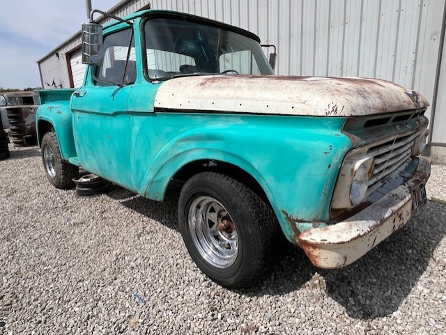 Ford-F-100-1963-Standard-Cab-Pickup-3