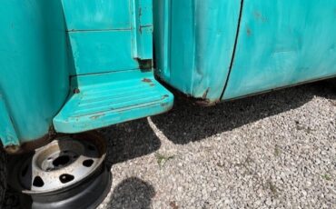 Ford-F-100-1963-Standard-Cab-Pickup-8