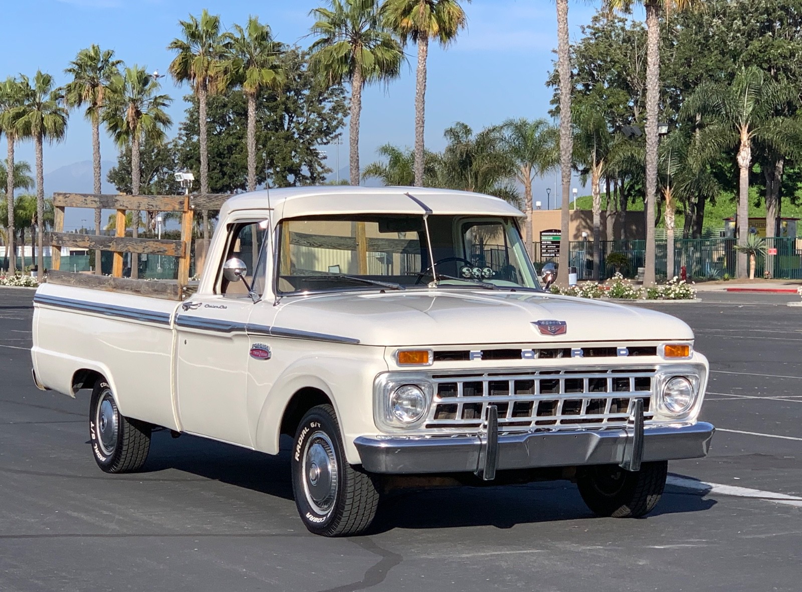 Ford-F-100-1965