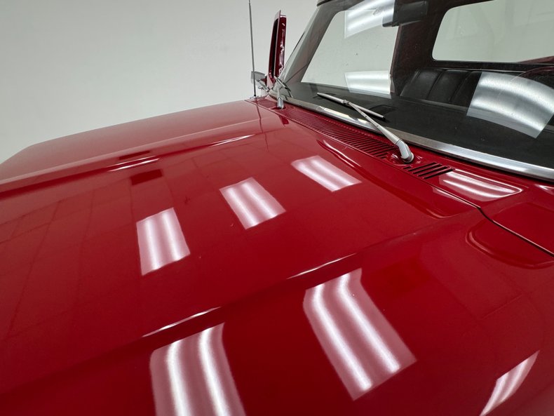 Ford-F-100-1969-Candy-Apple-Red-Black-10