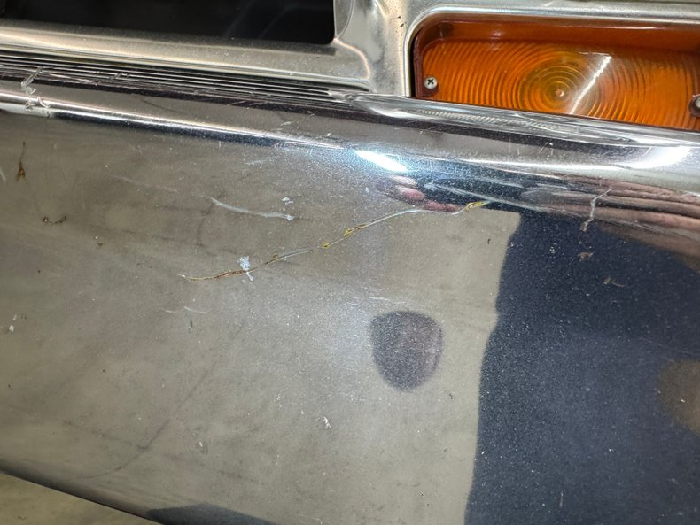 Ford-F-100-1969-Candy-Apple-Red-Black-14