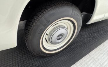 Ford-F-100-1969-Candy-Apple-Red-Black-20