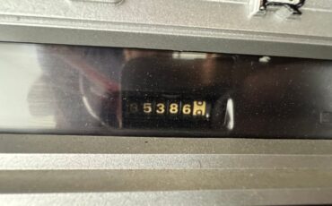 Ford-F-100-1969-Candy-Apple-Red-Black-48