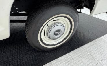 Ford-F-100-1969-Candy-Apple-Red-Black-8