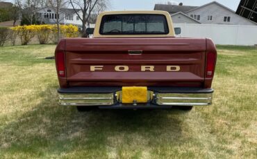 Ford-F-150-1979-Medium-Vegaro-And-Cream-Medium-Vegaro-And-Plaid