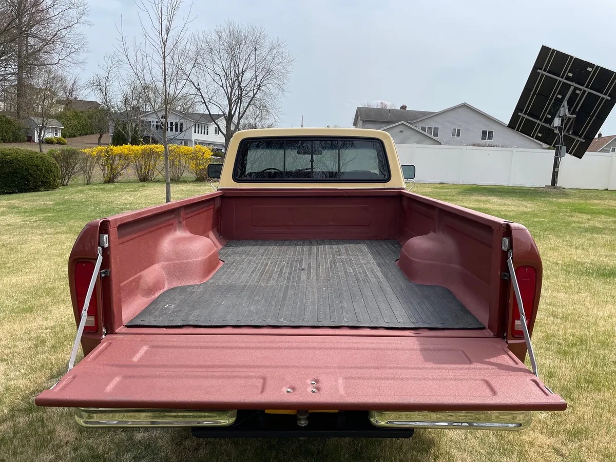 Ford-F-150-1979-Medium-Vegaro-And-Cream-Medium-Vegaro-And-Plaid-8