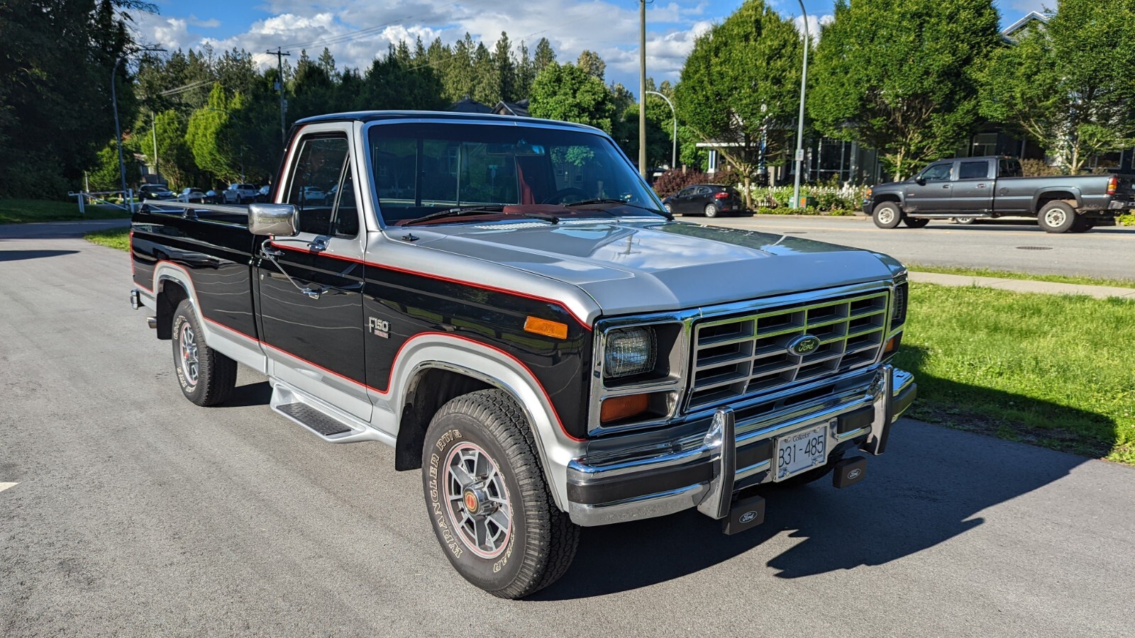 Ford-F-150-1985-Standard-Cab-Pickup