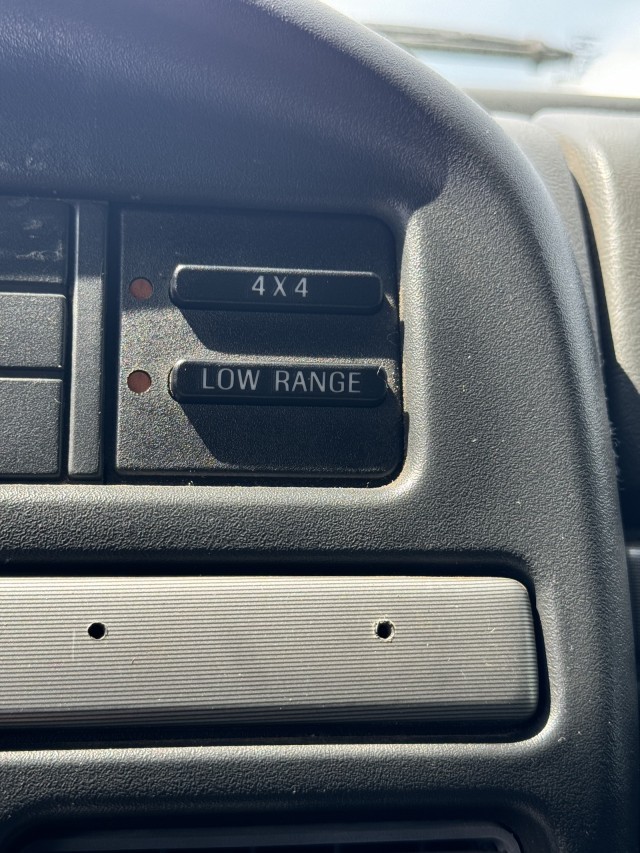 Ford-F-150-1993-Pickup-Truck-7