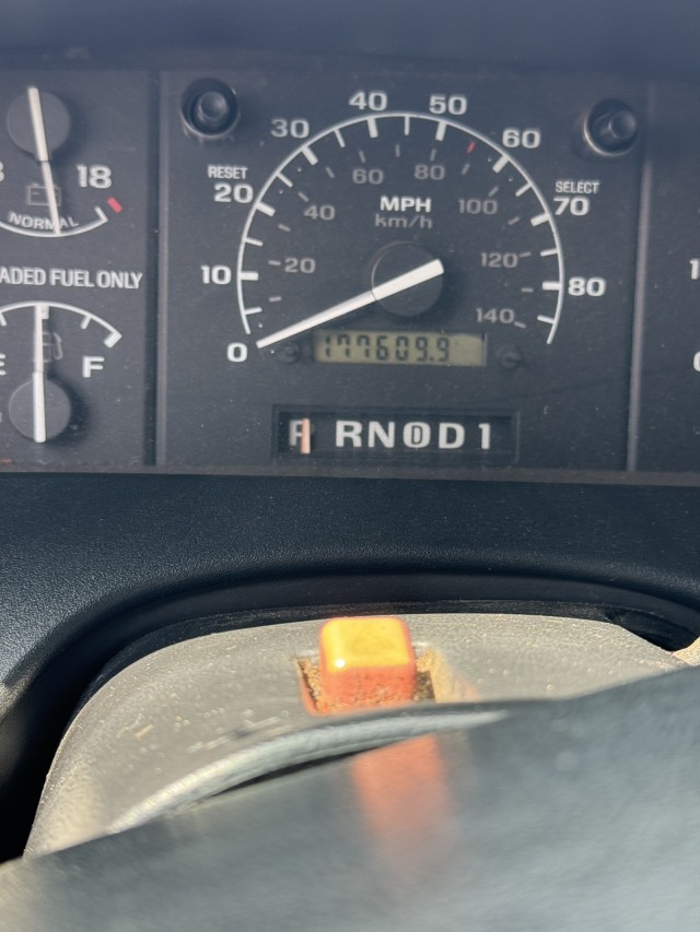 Ford-F-150-1993-Pickup-Truck-9